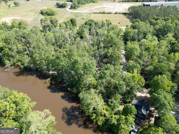 23 The River Lndg, Midville, GA 30441