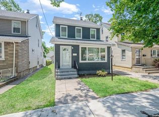 17607 129th Ave, Jamaica, NY 11434