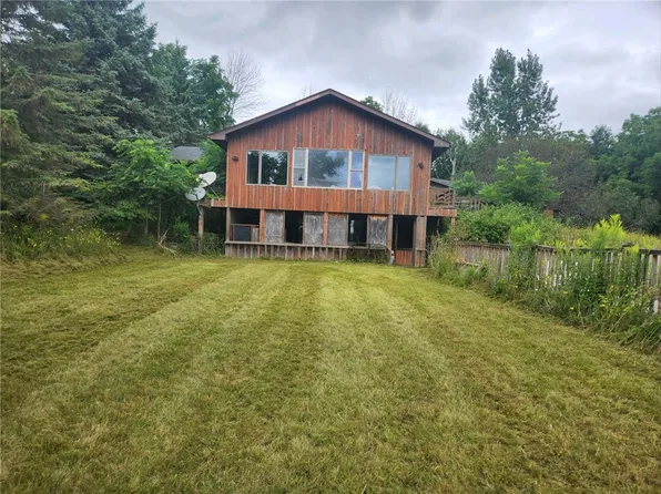 7444 Weiland Rd, Bloomfield, NY 14469
