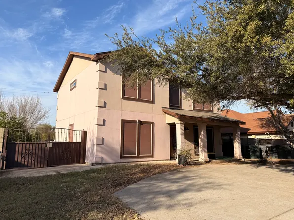1214 Longhorn Dr, Laredo, TX 78045