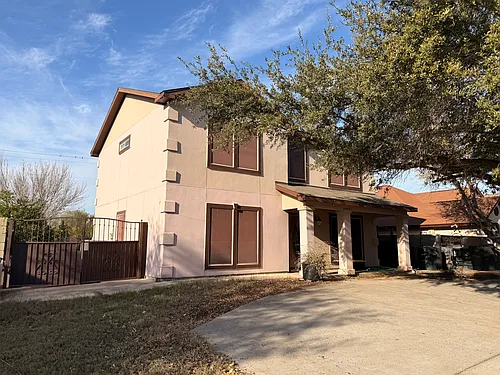 1214 Longhorn Dr Photo 1