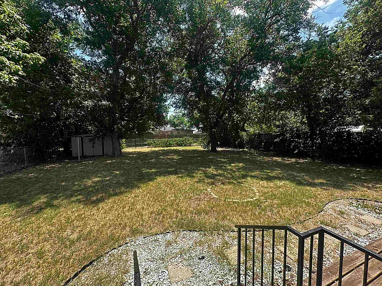 4719 Hollandale Ave — Photo 9