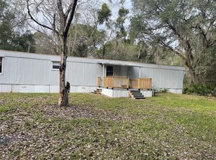 1300 Arapaho Trl, Geneva, FL 32732