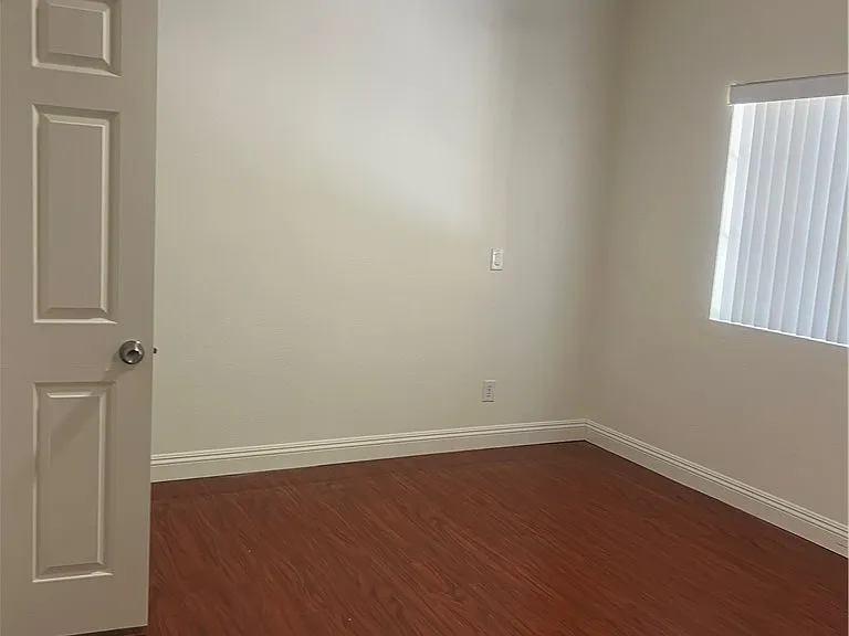 5166 S Jones Blvd #101 — Photo 13