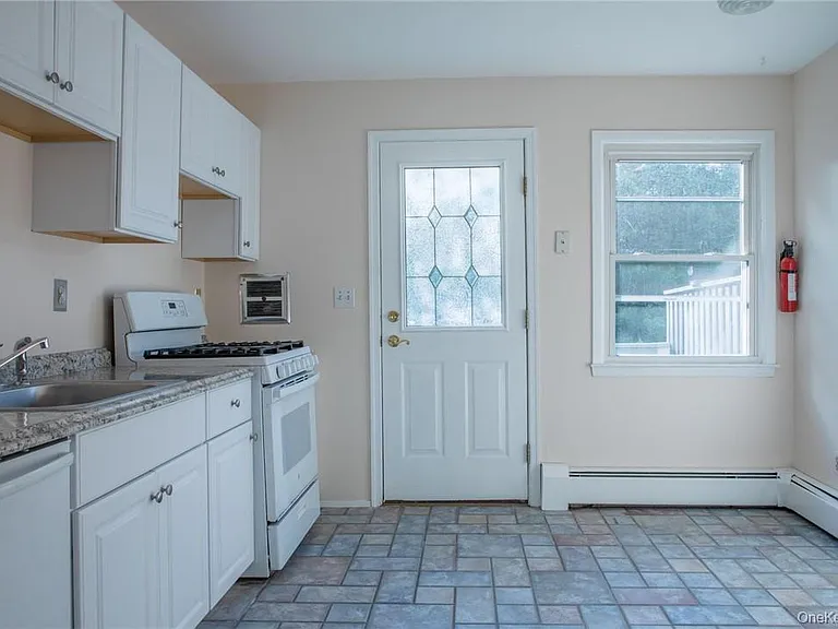 8 Fillmore Ct — Photo 9