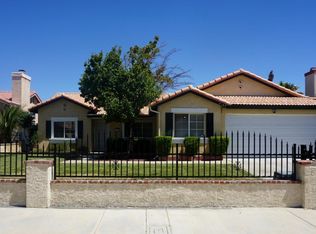 3165 Shale Rd, Palmdale, CA 93550
