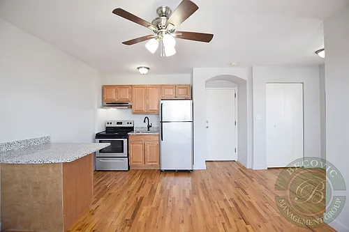 Floor plan 7450-74