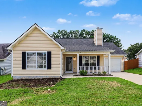 9009 Highland Pass, Fairburn, GA 30213