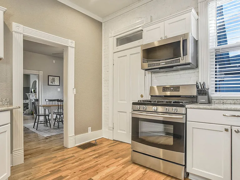 812 E Kiowa St — Photo 11