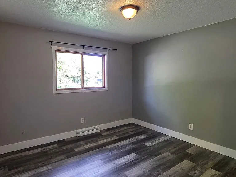904 Coolidge St — Photo 6