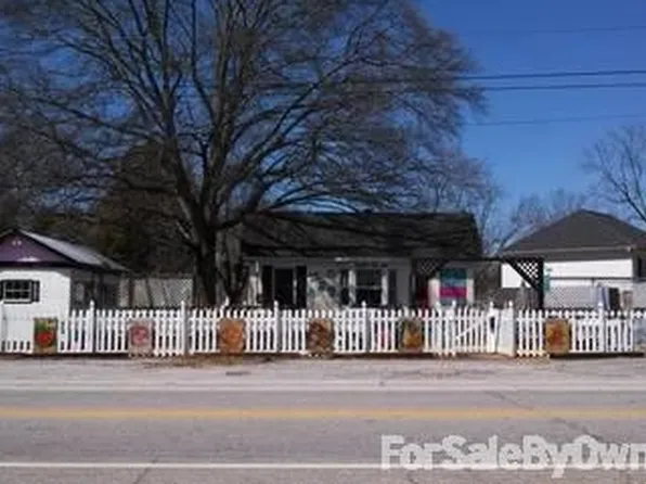 5177 Floyd St NE, Covington, GA 30014