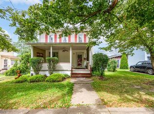 330 E Main St, East Palestine, OH