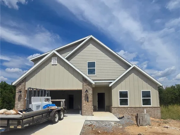 301 W Hondo St, Siloam Springs, AR 72761