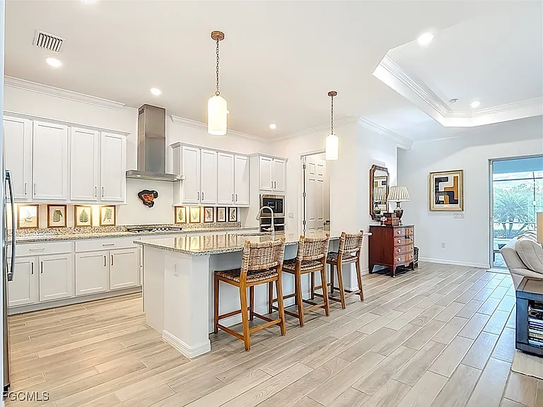 15919 Leaning Pine Ln — Photo 6