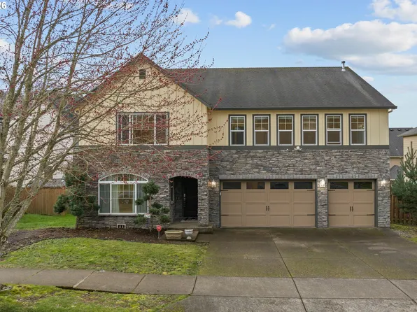 14700 SE Pebble Beach Dr, Happy Valley, OR 97086