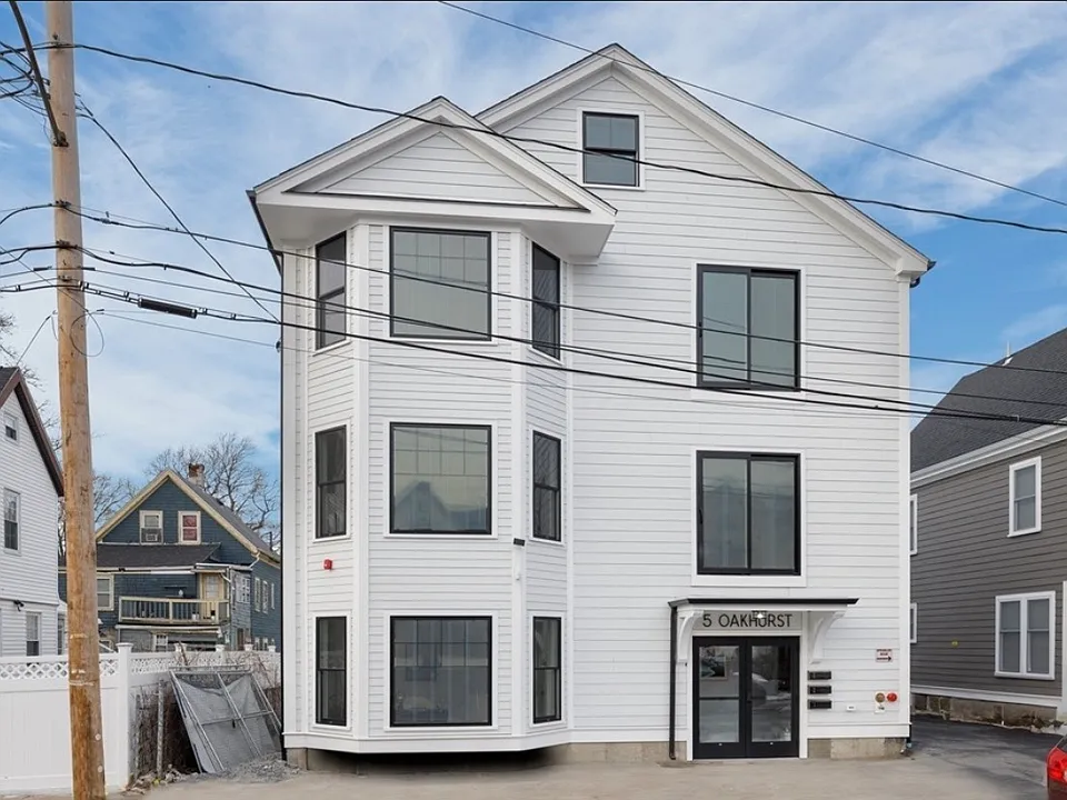 5 Oakhurst St #2