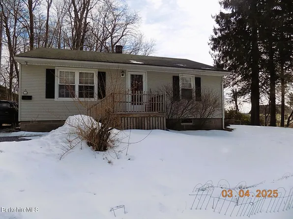 38 Hillside Dr, Lenox, MA 01240
