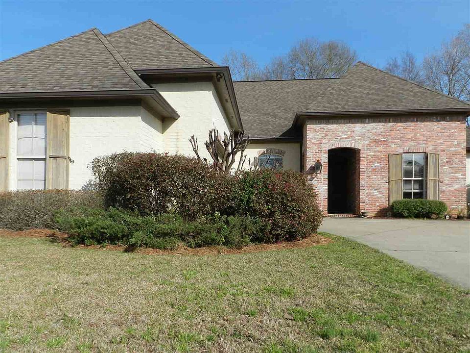 1st image of 104 Bridgeton Cir