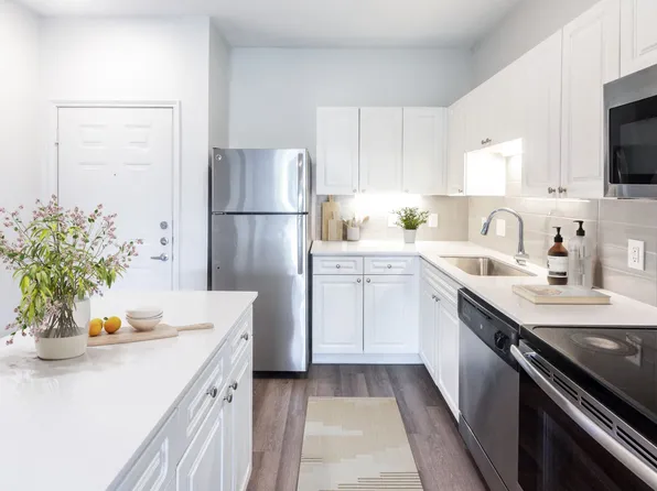 Windsor Meadow Hills