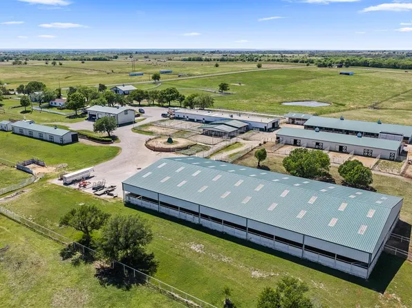 7511 Sunshine Ln, Marietta, OK 73448