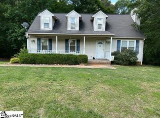 309 Lakeview Dr, Laurens, SC 29360
