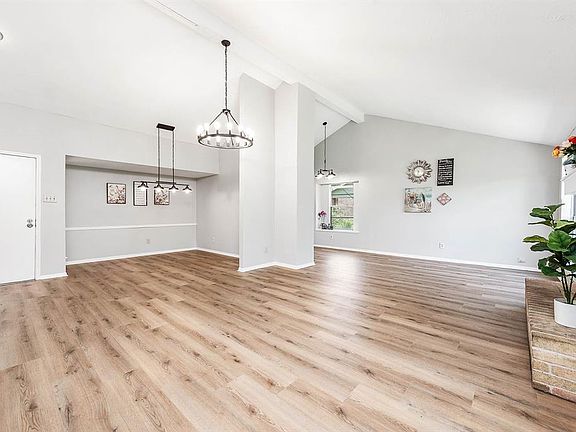 5th image of 7814 Chasefield Drive