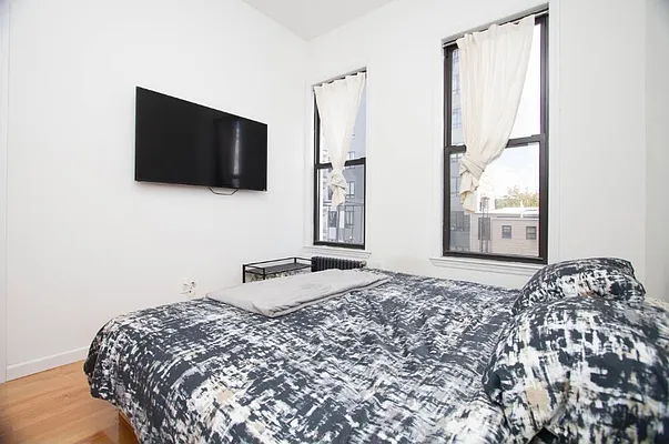 Rented by Oxford Property Group | media 3