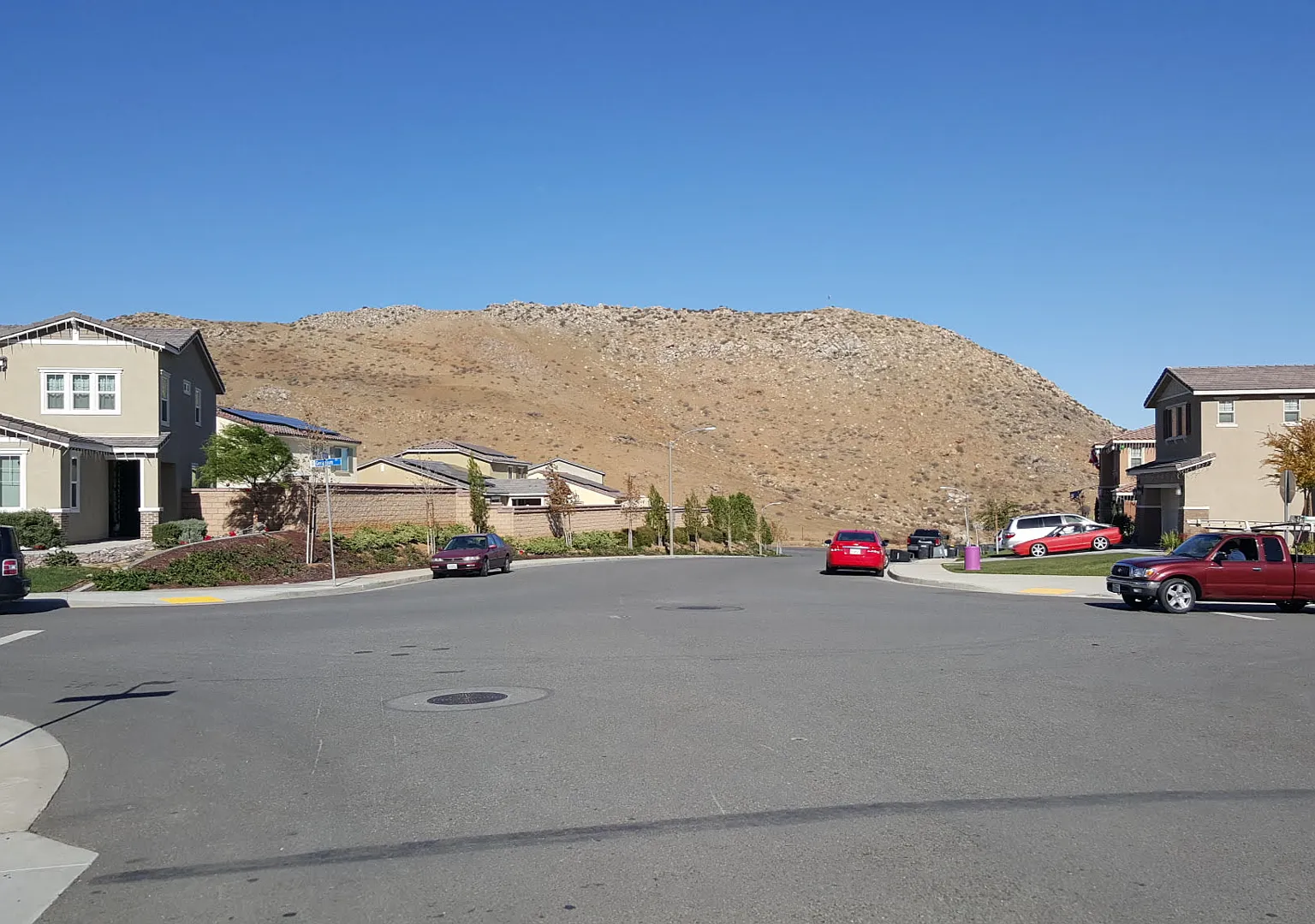 Canyon Hills 4 Bedroom/3 Bath 36500 Acanthus Drive — Photo 3