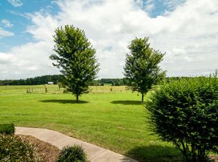 283 Fairview Rd, Dickson, TN 37055