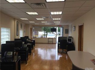 132 Merrick Rd, Lynbrook, NY 11563