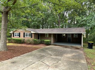 31 Elaine Dr, Newnan, GA 30263