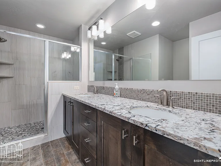 3287 E Thoroughbred Ln #3287 — Photo 10
