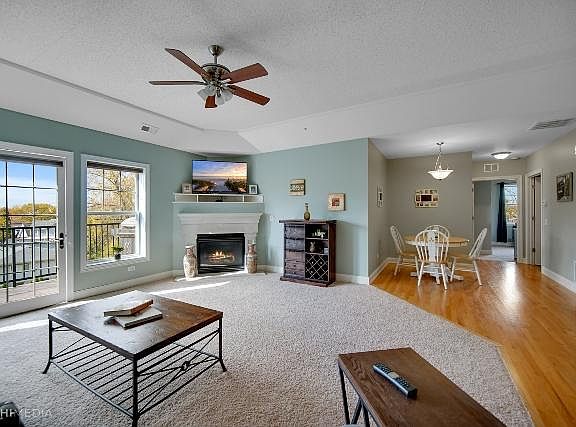 3rd image of 17200 Oak Park Ave Unit 306