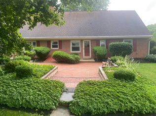 2051 Millersville Rd, Lancaster, PA 17603