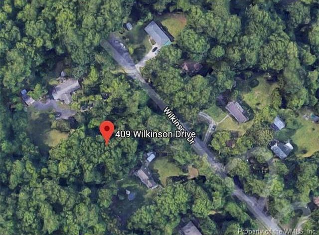 2nd image of 409 Wilkinson Dr