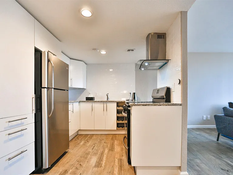 1800 Lavaca St #A-608 — Photo 1