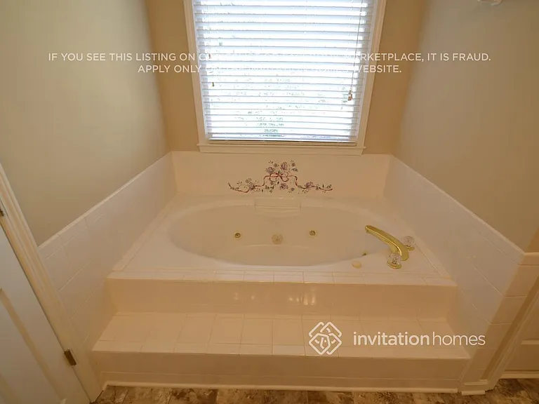 4790 Northbrook Ct — Photo 9
