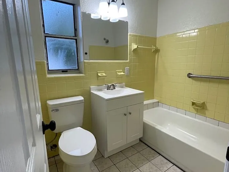 877 Horizon St — Photo 6