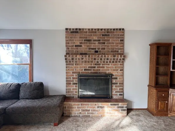 216 Day Dr, Branson, MO 65616