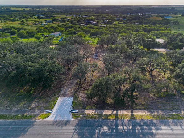 13117 N HWY 16, Poteet, TX 78065