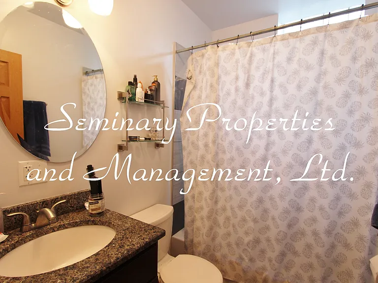 4504 N Paulina St #201 — Photo 5