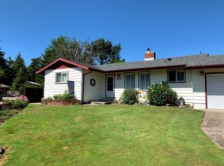 235 Bayberry Ct, Reedsport, OR 97467