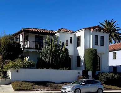 2433 W West Silver Lake Dr, Los Angeles, CA, 90039