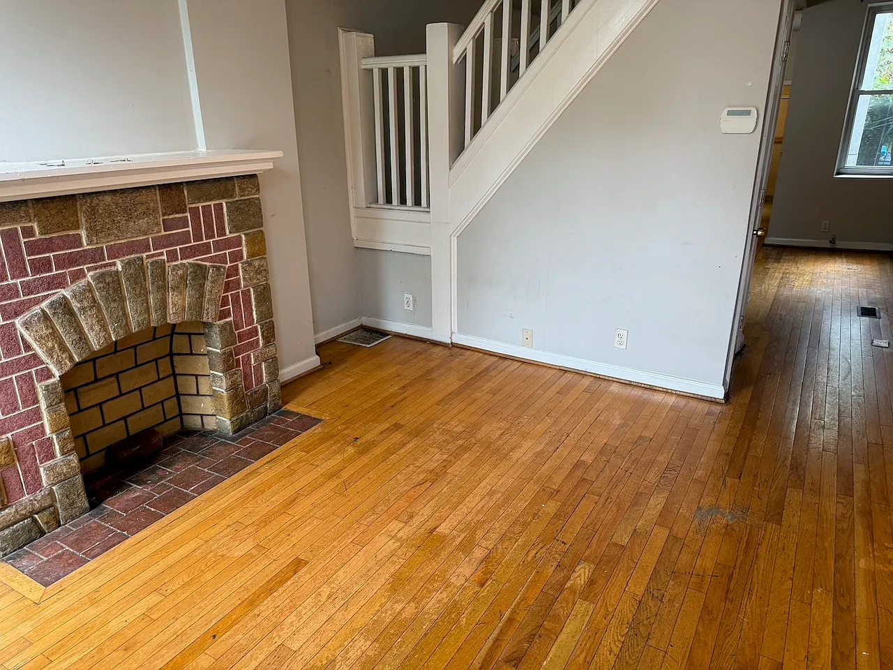 2 bed, 900 sqft, $1,100 — Photo 3