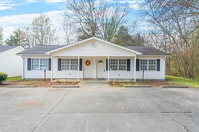 (ACHTK) Boyds Creek Highway (4 Units) - 2318 — Photo 22