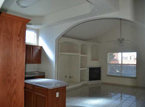 3rd image of 3029 Tierra Fresno Dr