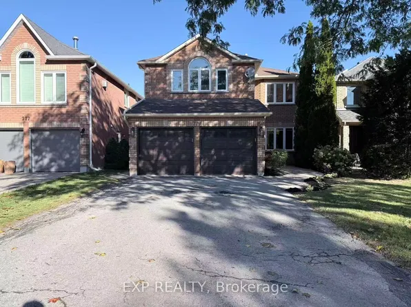 779 McLaren St, Newmarket, ON L3Y 8H3