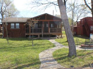 70 Kahola Rd, Council Grove, KS 66846