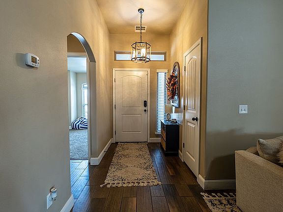 Entry way