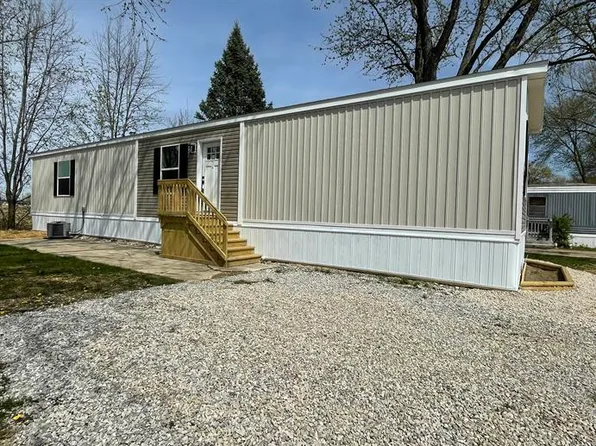 CLAYTON EPIC CLARK "A" Plan, Suburbans Mobile Home Community